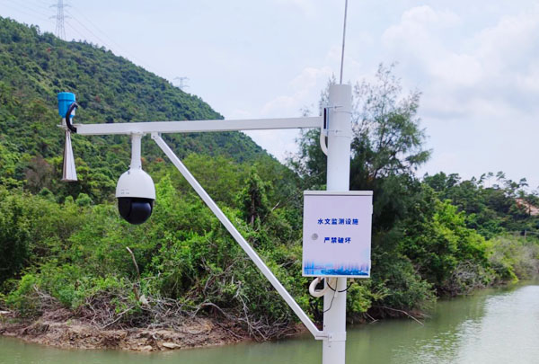 廣東省汕尾市3台雷達水位監測站安裝完成